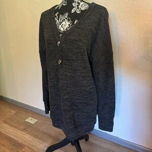 Michelle Mae button top